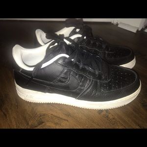Nike Air Force 1’s